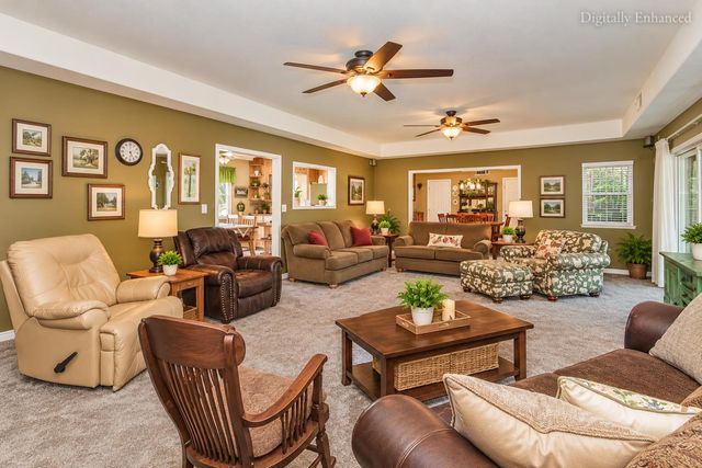 6076 N Spalding Avenue, Fresno, CA 93710