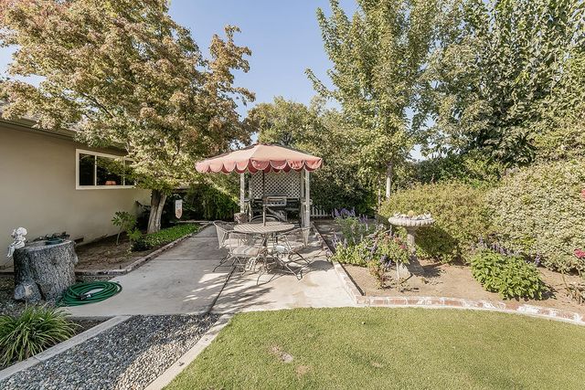 6076 N Spalding Avenue, Fresno, CA 93710