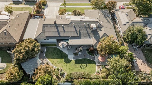 6076 N Spalding Avenue, Fresno, CA 93710