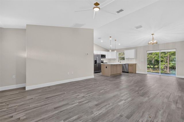 22 WALNUT COURSE, Ocala, FL 34472