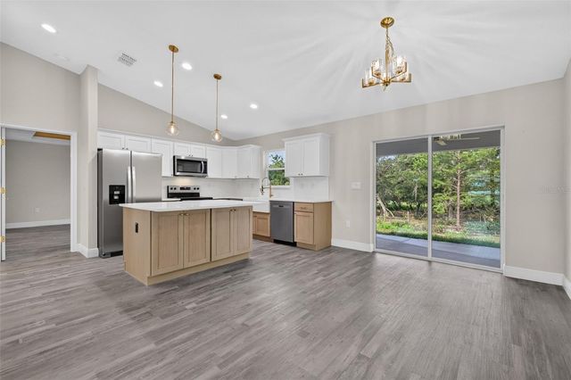 22 WALNUT COURSE, Ocala, FL 34472