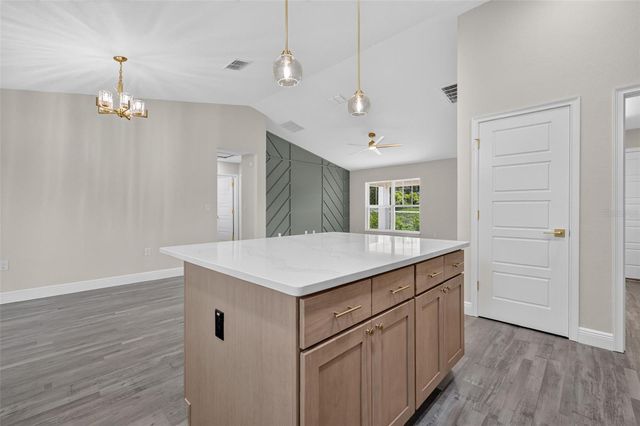 22 WALNUT COURSE, Ocala, FL 34472