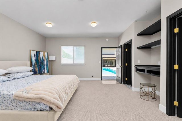 770 Mulholand Dr, Ripon, CA 95366