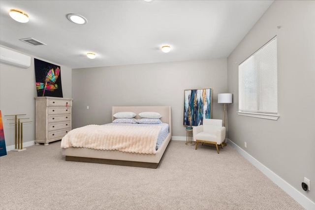 770 Mulholand Dr, Ripon, CA 95366