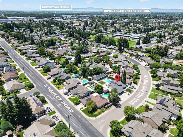 770 Mulholand Dr, Ripon, CA 95366