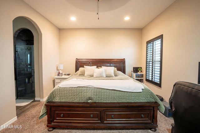 14820 BOER TRAIL Avenue, El Paso, TX 79938
