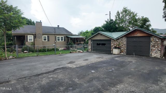 651 Broyles Avenue, Erwin, TN 37650