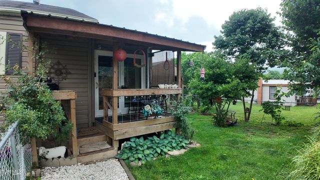 651 Broyles Avenue, Erwin, TN 37650