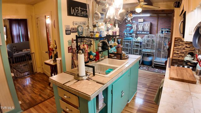 651 Broyles Avenue, Erwin, TN 37650