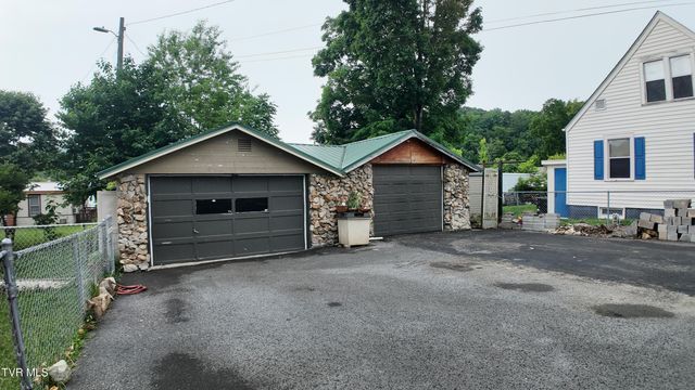 651 Broyles Avenue, Erwin, TN 37650