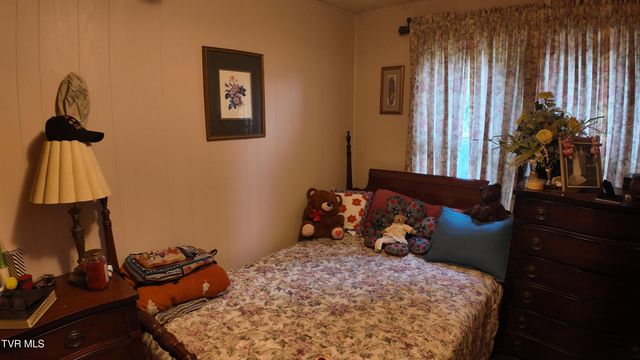 651 Broyles Avenue, Erwin, TN 37650
