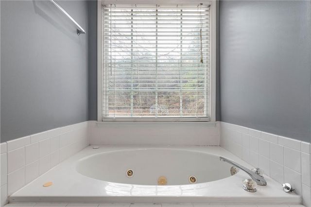 58 Planters NW Drive, Cartersville, GA 30120