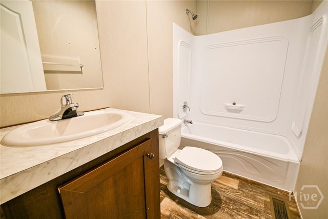 159 Alexander Ray Road, Canon, GA 30520