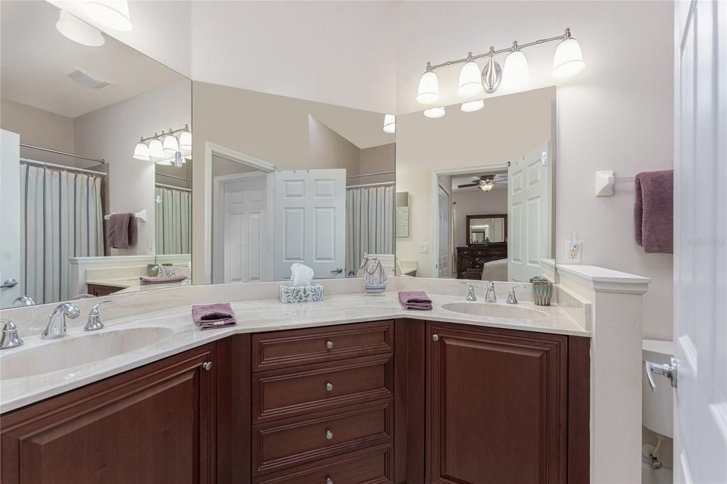 Image 15 of property listing at 17200 ACAPULCO ROAD 123, Punta Gorda, FL 33955