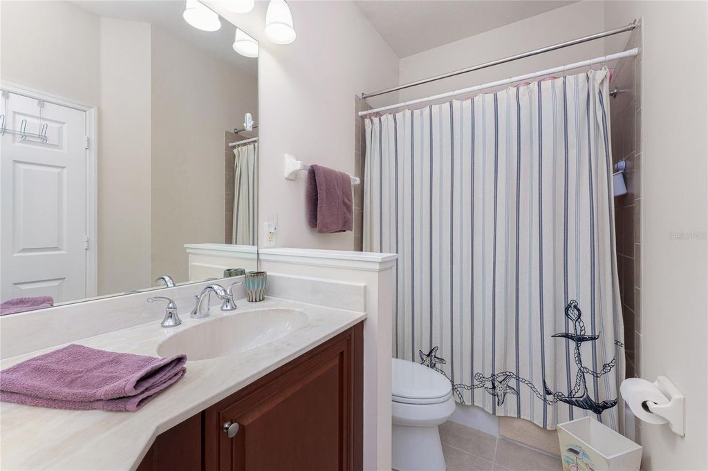 Image 16 of property listing at 17200 ACAPULCO ROAD 123, Punta Gorda, FL 33955