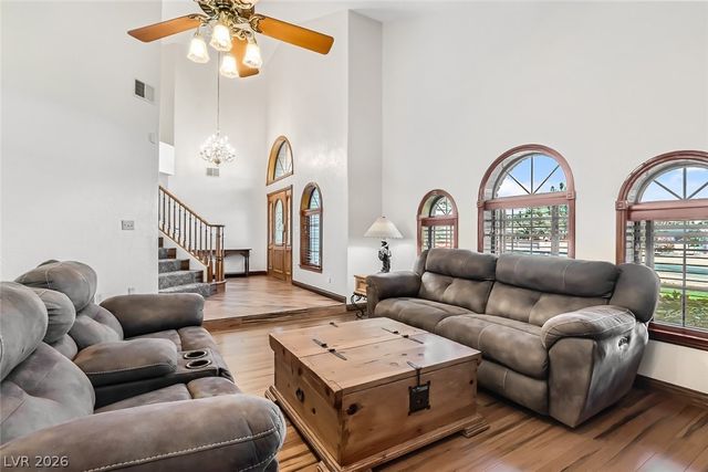 4075 East Oquendo Road, Las Vegas, NV 89120