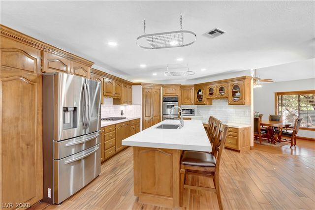 4075 East Oquendo Road, Las Vegas, NV 89120