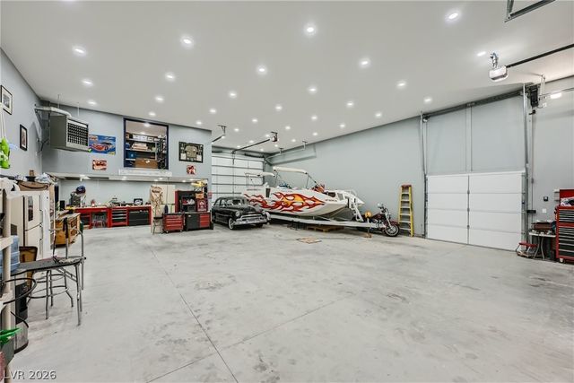 4075 East Oquendo Road, Las Vegas, NV 89120