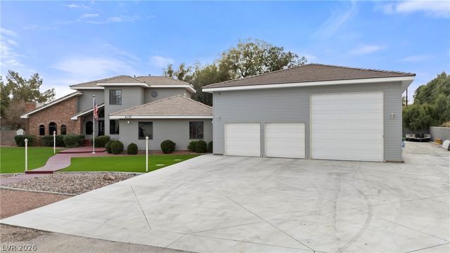 4075 East Oquendo Road, Las Vegas, NV 89120