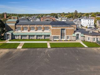 241 W Sixth 114, Lowell, MA 01850