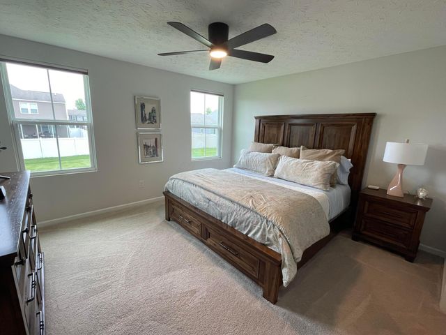 1958 Lake Crest Drive, Grove City, OH 43123