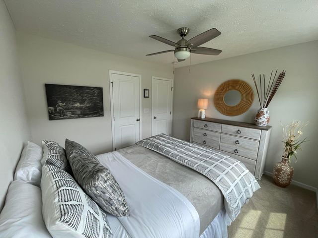 1958 Lake Crest Drive, Grove City, OH 43123