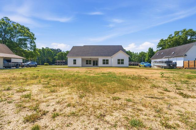 1035 Martin Ln., Conway, SC 29526