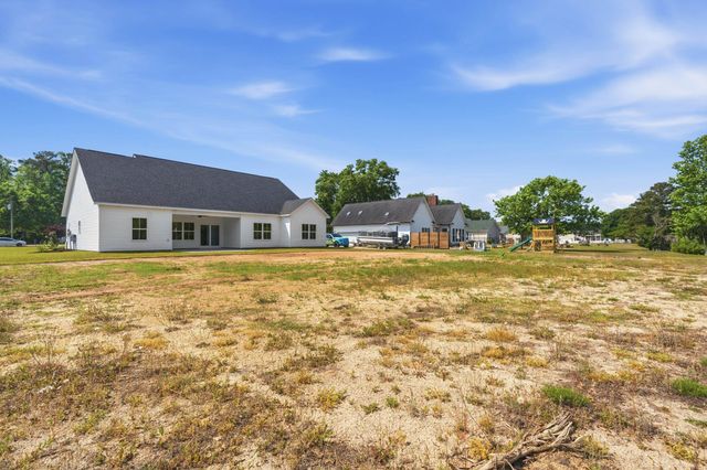 1035 Martin Ln., Conway, SC 29526
