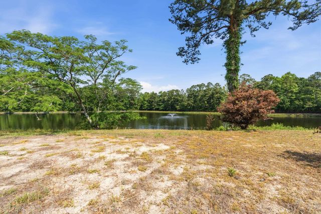 1035 Martin Ln., Conway, SC 29526