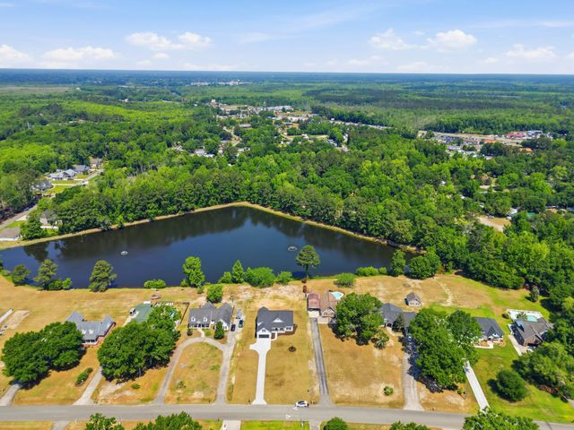 1035 Martin Ln., Conway, SC 29526