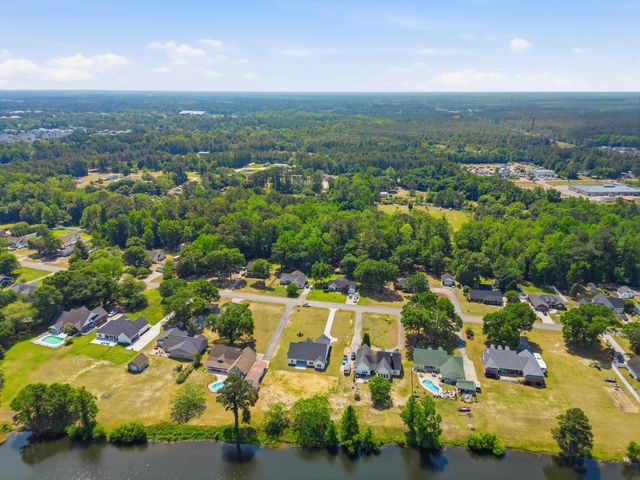 1035 Martin Ln., Conway, SC 29526