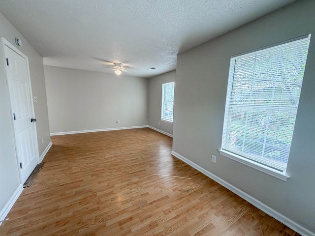 7250 CALEBS LN, Cordova, TN 38018