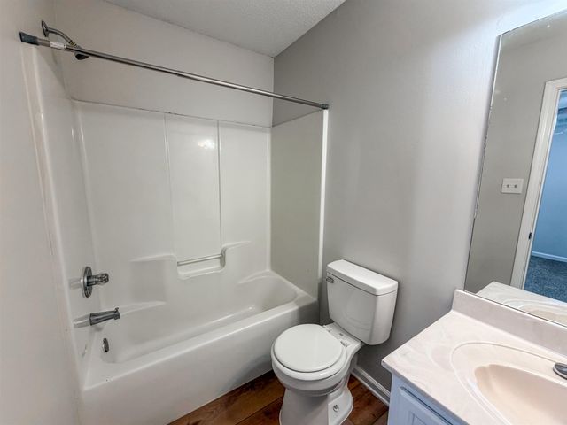 7250 CALEBS LN, Cordova, TN 38018