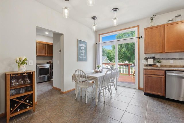 4122 Vidon Drive, Madison, WI 53704