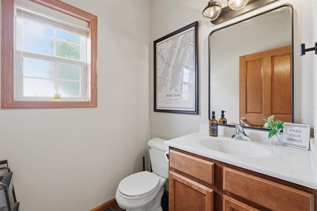 4122 Vidon Drive, Madison, WI 53704