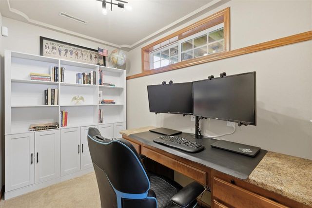 4122 Vidon Drive, Madison, WI 53704