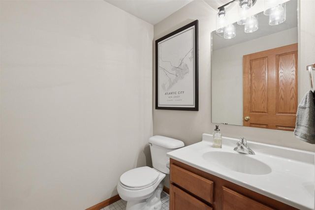 4122 Vidon Drive, Madison, WI 53704