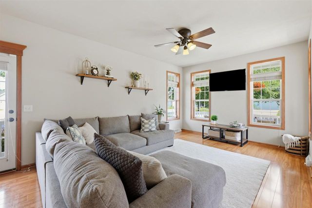 4122 Vidon Drive, Madison, WI 53704