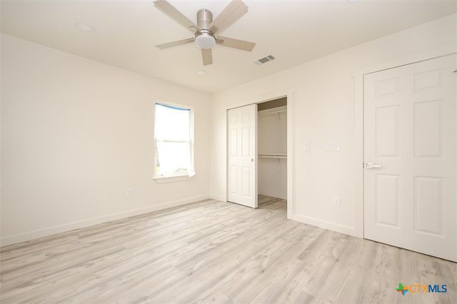 1010 S 4th Street, Temple, TX 76504