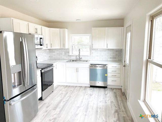 1010 S 4th Street, Temple, TX 76504