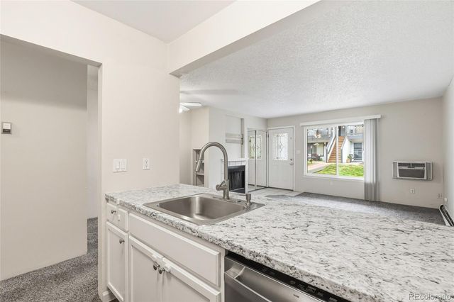 532 Oakwood Drive D105, Castle Rock, CO 80104