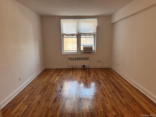 62-59 108th Street 3S, Forest Hills, NY 11375