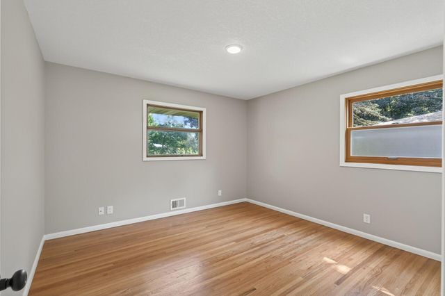 509 Indiana Avenue N, Golden Valley, MN 55422