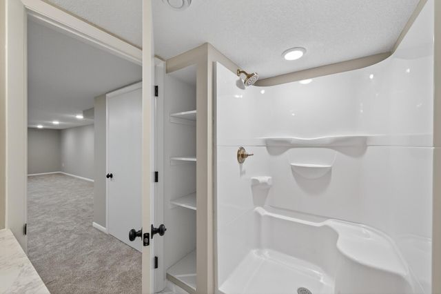 509 Indiana Avenue N, Golden Valley, MN 55422