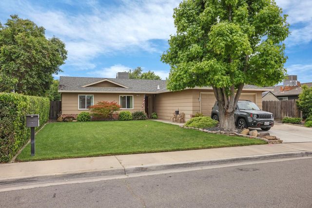 1400 Dalarna Way, Turlock, CA 95382