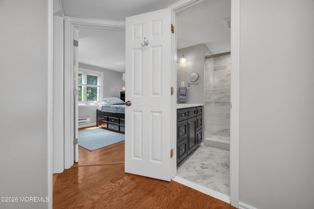 8 W Lake Road, Red Bank, NJ 07701