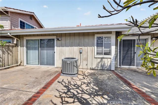 2072 Cherokee, Tustin, CA 92782