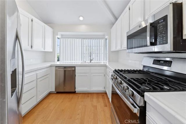 2072 Cherokee, Tustin, CA 92782