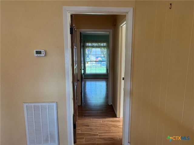 401 Shiloh Drive, Victoria, TX 77904