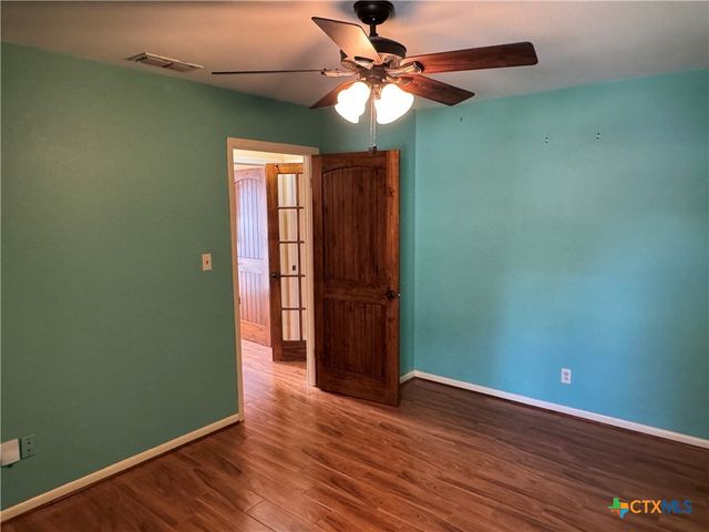 401 Shiloh Drive, Victoria, TX 77904